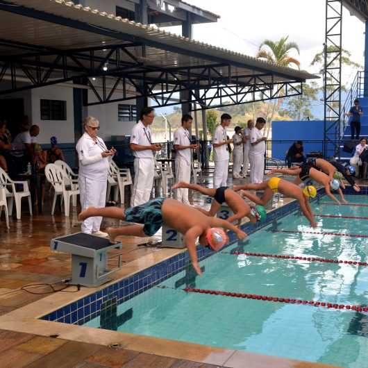 Festival Natalino de Natação de Caraguatatuba será neste domingo no Centro Esportivo
