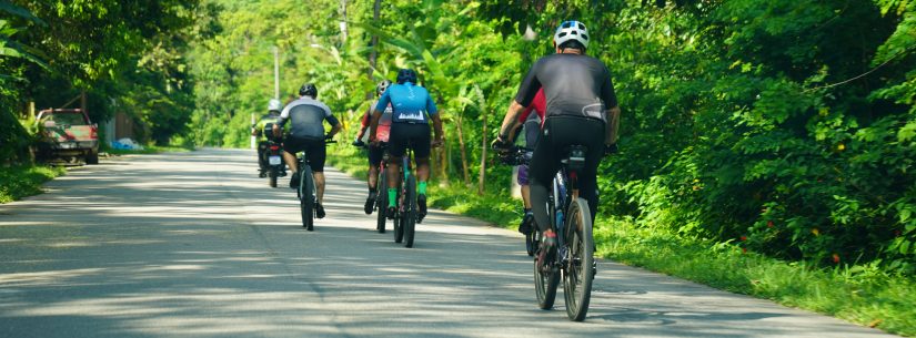 Primeira edição do Pedal Ecológico reúne ciclistas em percurso de 30 km em Caraguatatuba