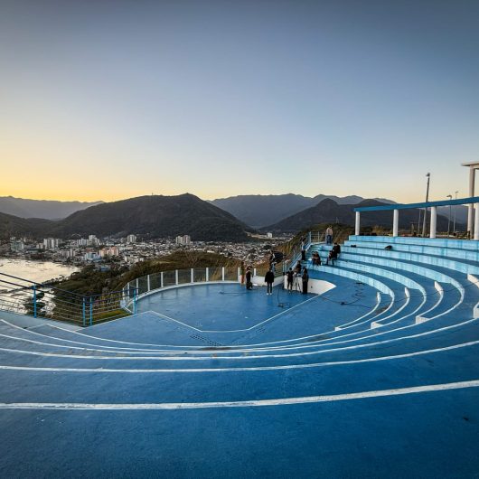 Caraguatatuba recebe grupo do Projeto Turismo 60+ em visita pelas atrações da cidade