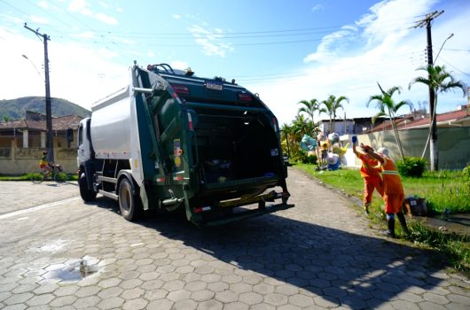 Prefeitura de Caraguatatuba recolhe 2,6 mil toneladas de lixo no período do Natal e Ano Novo