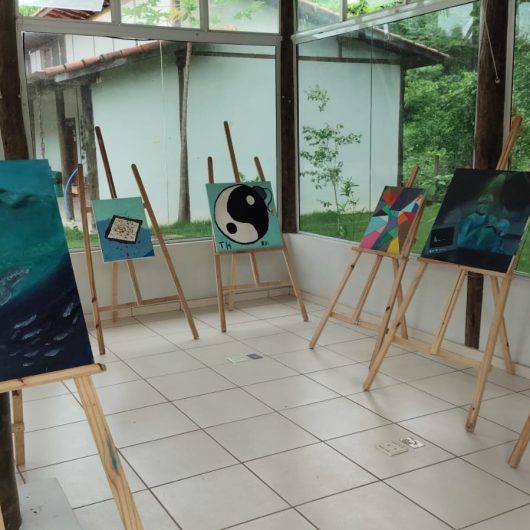 Parque Natural Municipal do Juqueriquerê recebe exposição com obras de adolescentes atendidos pelos CRAS