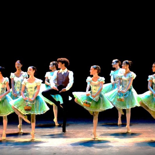Escola de Bailados apresenta II Espetáculo de Gala “Entre Amigos” no Teatro Mario Covas