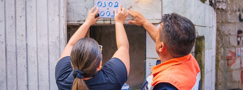 Prefeitura de Caraguatatuba cadastra famílias em área de risco no Rio do Ouro para reassentamento habitacional