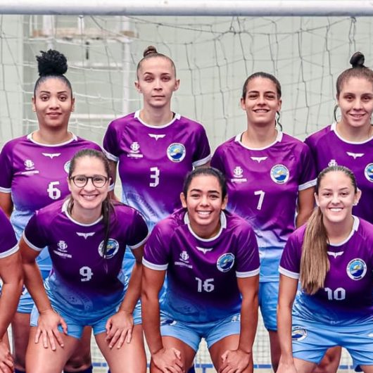 Futsal feminino de Caraguatatuba estreia com empate no Campeonato Joseense