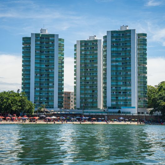 Caraguatatuba prevê 82% de ocupação em feriado prolongado e soma cinco semanas de alta no turismo