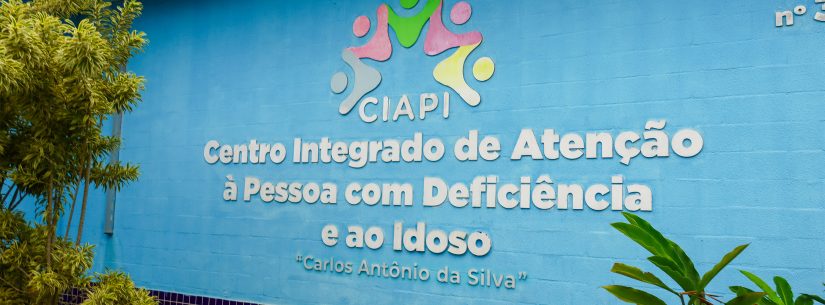 Ciapi completa 10 anos com mais de mil atendimentos por mês e comemora com comédia nesta quinta