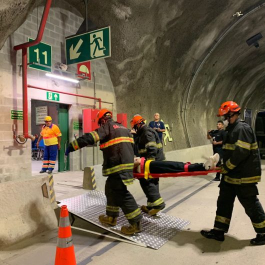 SAMU e Defesa Civil de Caraguatatuba participam de simulado de acidente com múltiplas vítimas no Contorno Norte