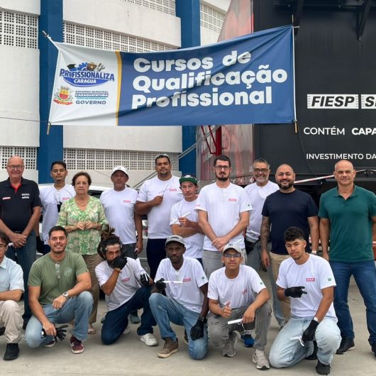 Programa Profissionaliza Caraguá conclui mais duas turmas de funilaria com certificação do Senai