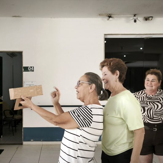 Oficina de fotografia voltada ao público com mais de 60 anos realizada na Sepedi (1)