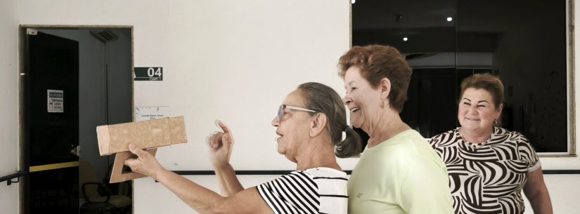 Oficina de fotografia voltada ao público com mais de 60 anos realizada na Sepedi (1)