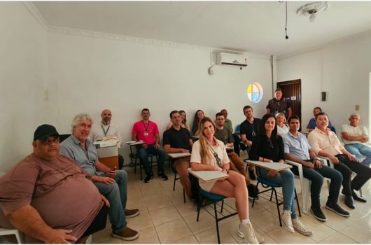 Novos conselheiros do Meio Ambiente tomam posse para biênio 2026–2028 em Caraguatatuba