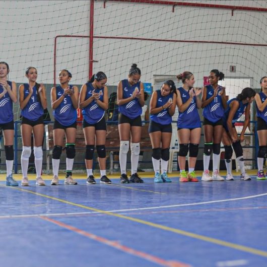 Caraguatatuba conquista título invicto na 1ª etapa da Copa Litoral de Voleibol