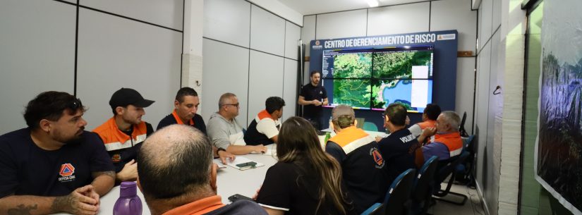 06_23- Curso de Meteorologia Defesa Civil-Foto Luís Gava(PMC) (1)