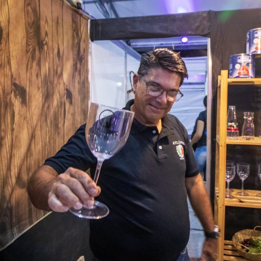 Festival Jazz & Vinhos abre inscrições para lojas especializadas em Caraguatatuba