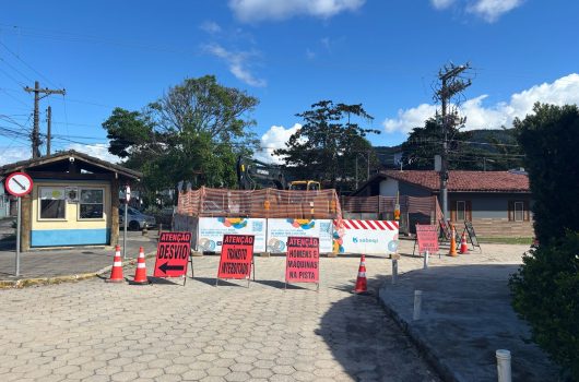 Prefeitura de Caraguatatuba embarga obras da Sabesp após identificar irregularidades em fiscalização