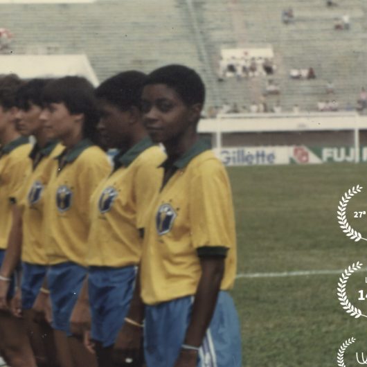 Cineclube exibe documentário sobre primeira seleção feminina de futebol do Brasil nesta quinta-feira