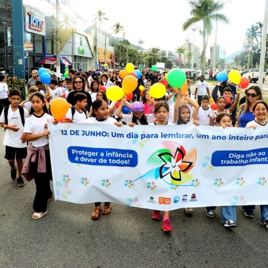 Caraguatatuba promove caminhada de conscientização e reforça combate ao trabalho infantil