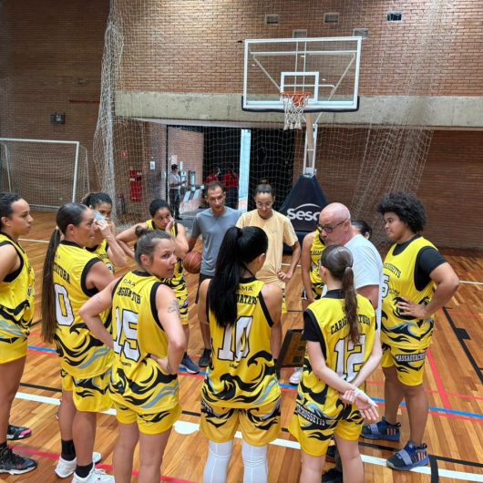Atletas do Basquete Feminino de Caraguatatuba disputam final da Liga Metropolitana neste domingo