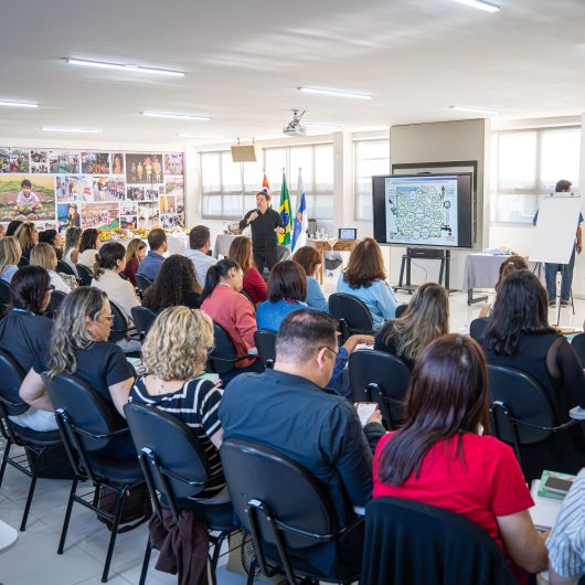 Caraguatatuba promove seminário em comemoração aos 36 anos do ECA e reforça compromisso com a proteção integral
