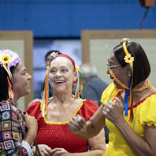 “Arraiá Tamu Junto, Vem Cum Nóis” reúne público e entidades em programação julina em Caraguatatuba