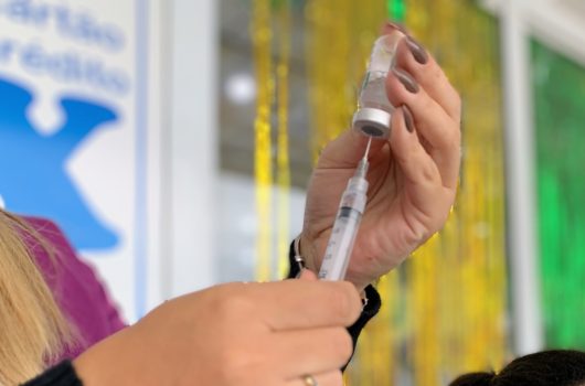 Caraguatatuba reforça ações extramuros de vacinação contra a Influenza até o fim de julho