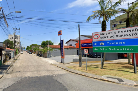 Prefeitura de Caraguatatuba inicia repavimentação da Rua Fernando Costa no Sumaré nesta segunda-feira