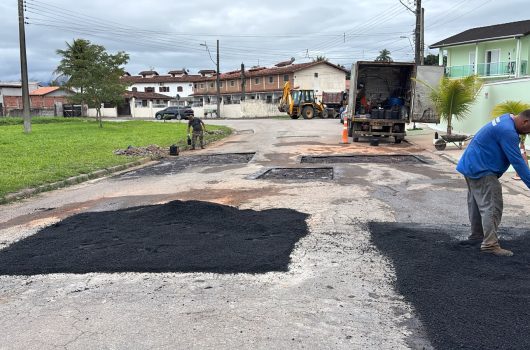 Prefeitura inicia nova etapa da Operação Tapa-Buraco no Porto Novo e Ponte Seca