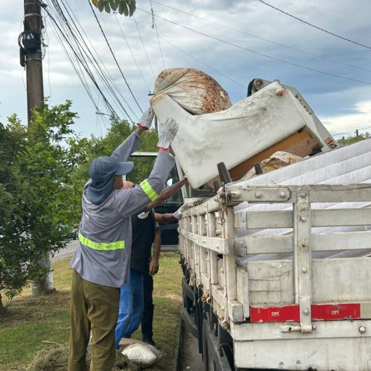 Cerca de 40 bairros de Caraguatatuba integram programação da Operação Cata-Treco de setembro