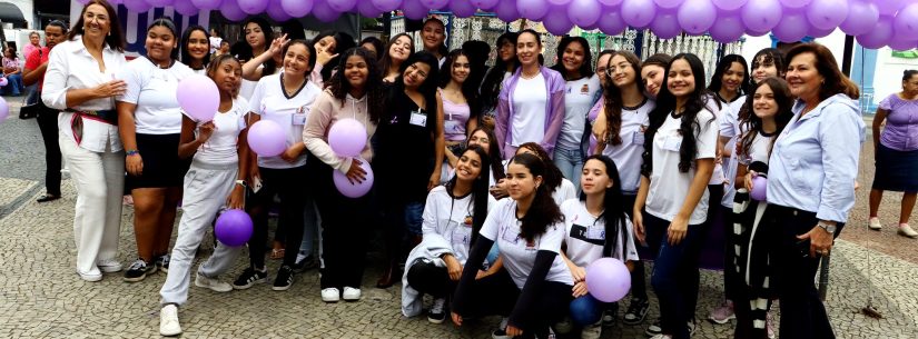 Fundo Social leva caminhada do Agosto Lilás contra violência à mulher às ruas de Caraguatatuba nesta quarta-feira