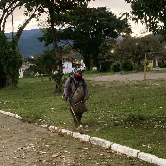 Prefeitura publica 40ª convocação de bolsistas do PEAD para reforço na zeladoria de Caraguatatuba