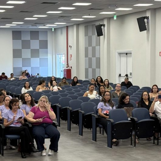 VIII Fórum do Agosto Dourado reforça apoio às mães e incentivo à amamentação em Caraguatatuba