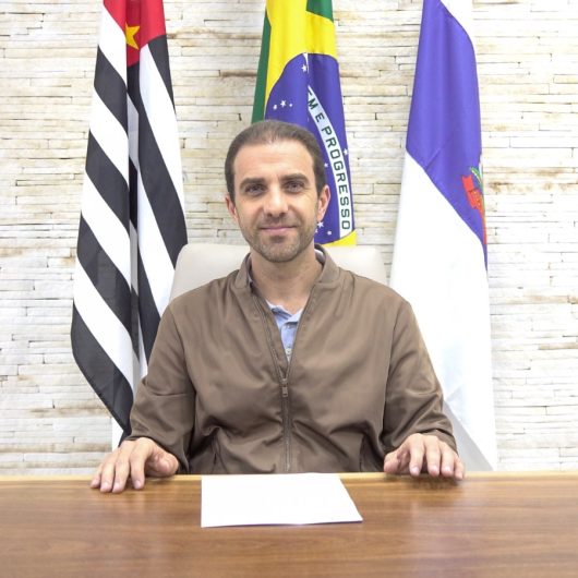 Prefeito Mateus detalha reorganização da Prefeitura e reforça que ajuste começa pela estrutura administrativa