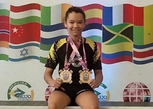 Atleta de Caraguatatuba conquista dois títulos no Mundial Feminino de Jiu-Jítsu