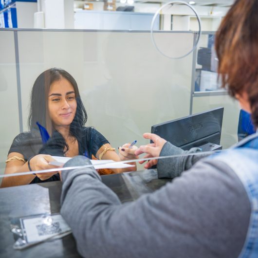 Prefeitura de Caraguatatuba convoca estagiários de dois cursos do processo seletivo de 2026