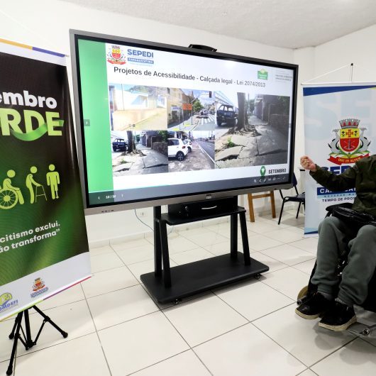 Setembro Verde leva motoristas do transporte coletivo a vivenciar desafios enfrentados por pessoas com deficiência