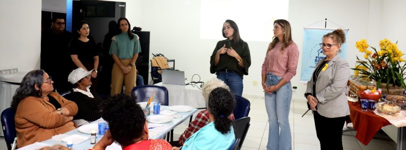 Em atenção aos questionamentos referentes à Estrada do Rio Claro, a Secretaria de Serviços Públicos informa que realiza a limpeza periódica do local e que também já executou a colocação de tampa no bueiro existente. Quanto à iluminação pública, informa que já possui estudo de viabilidade e projeto técnico para contemplar grande parte da extensão da via. Contudo, a execução não foi contemplada na Lei Orçamentária Anual (LOA) do presente exercício, não havendo dotação orçamentária disponível no momento. O início dos serviços depende da indicação e liberação de recursos pela área orçamentária e financeira do Município. A demanda permanece cadastrada e sob acompanhamento desta Pasta, com previsão de execução tão logo haja disponibilidade de recursos.