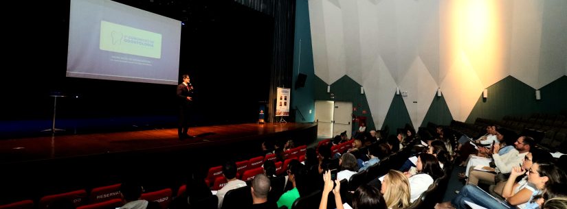Congresso de Odontologia reúne participantes em Caraguatatuba e apresenta inovações à saúde bucal