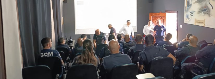 Caraguatatuba promove treinamento para integrar Guarda Civil Municipal à fiscalização de posturas