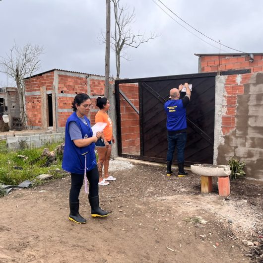 Caraguatatuba inicia ação de selagem e cadastramento de famílias no Perequê-Mirim