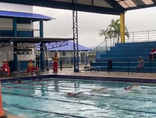 Candidatos a Guarda-Vidas Temporários participam de Teste de Aptidão Física no Centro Esportivo