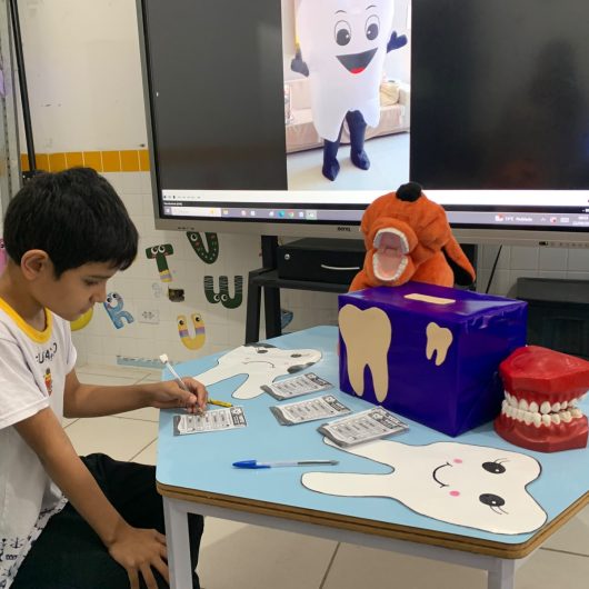 Estudantes escolhem nome para Mascote da Saúde Bucal em Caraguatatuba