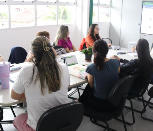 Caraguatatuba amplia acompanhamento da Educação Infantil com foco em equidade e planejamento para 2027