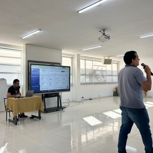 Sistema EduConnect fortalece aprendizado de estudantes da Educação Inclusiva da rede municipal de Caraguatatuba