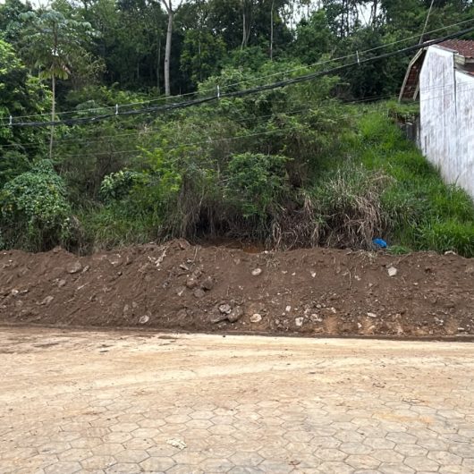 Prefeitura intensifica combate ao descarte irregular e adota tolerância zero em Caraguatatuba