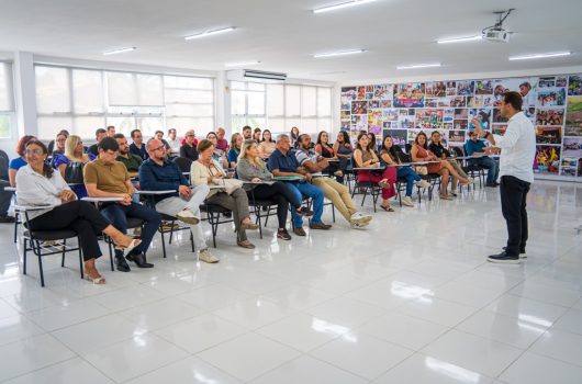 Membros da CIPA Gestão 2026/2027 da Prefeitura de Caraguatatuba são empossados e fazem primeira reunião