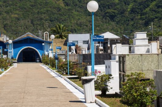 Cinco mil visitantes são esperados no Cemitério Municipal de Caraguatatuba no Dia de Finados