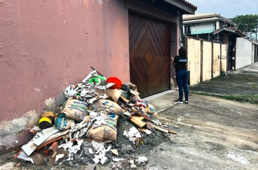 Operação “Caraguatatuba Mais Limpa” reforça fiscalização contra descarte irregular e prevê multa de R$ 3,1 mil
