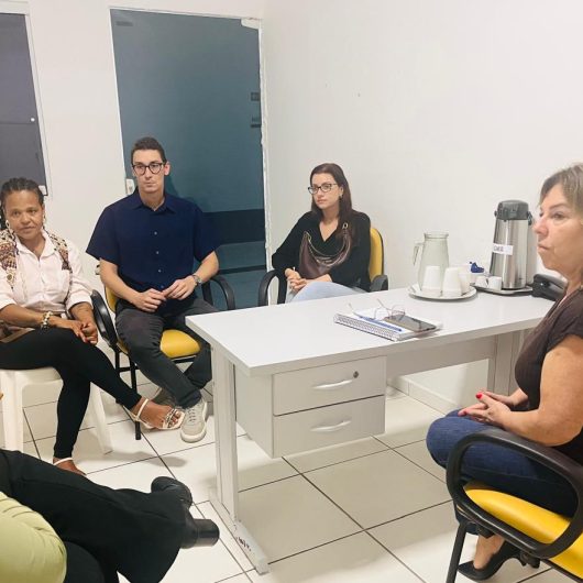Prefeitura de Caraguatatuba e Instituto Federal articulam parceria para busca ativa de estudantes da EJA