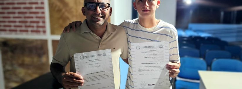 Pai e filho se qualificam juntos e estão entre os 33 formandos do Profissionaliza Caraguá