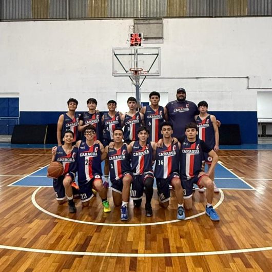 Basquete Sub-16 masculino de Caraguatatuba estreia com vitória expressiva na Copa São Paulo